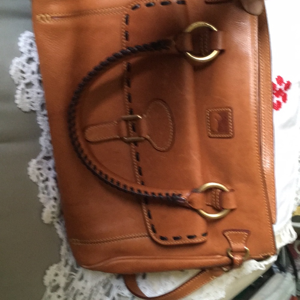 Large Dooney and Bourke Authentic clean
